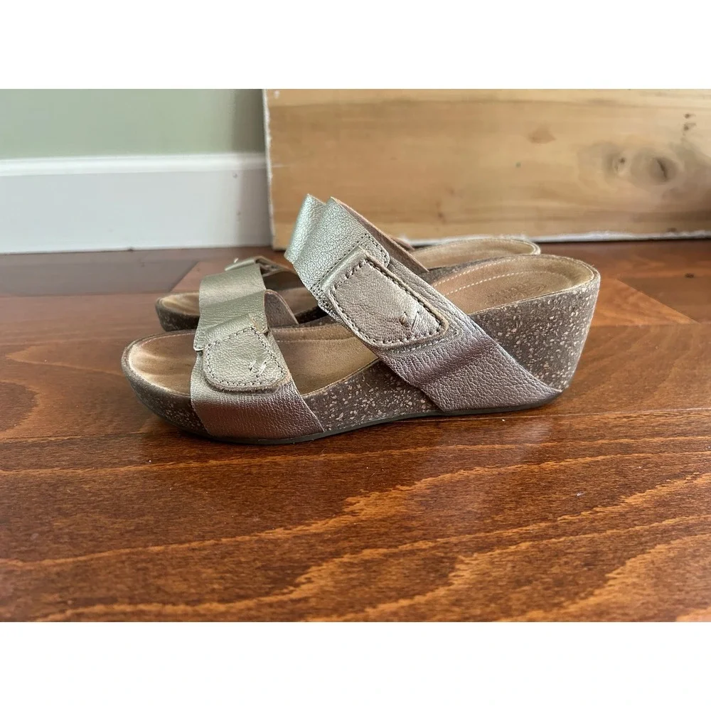 Clarks artisan petrina